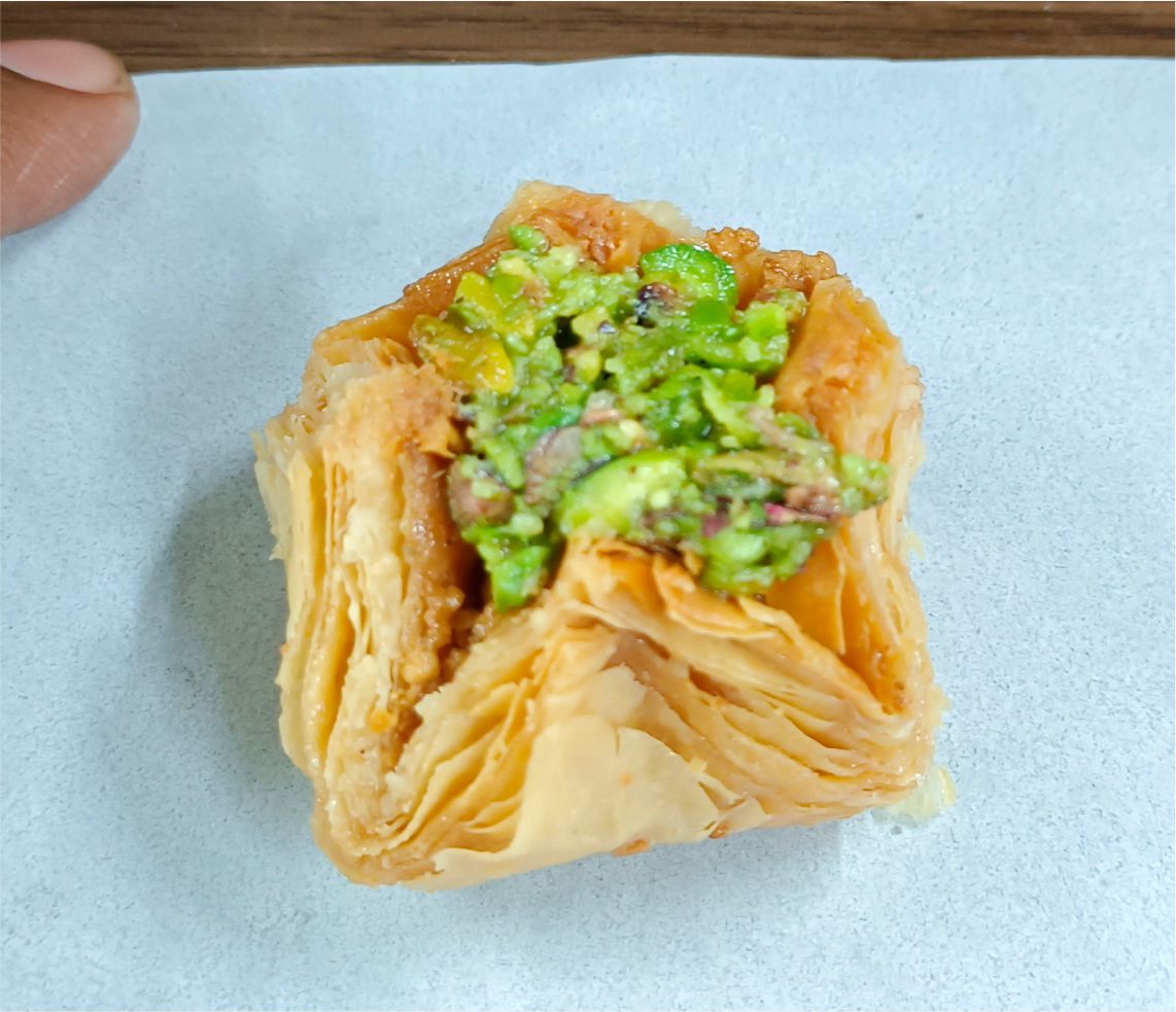 Pista Piramid Baklawa